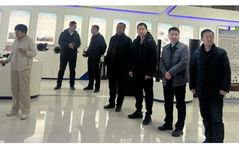 唐山市工信局有關領導一行來我公司調研指導
